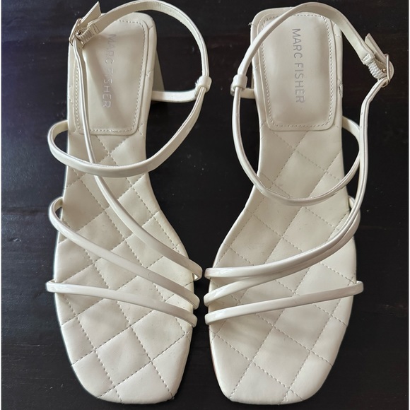 MARC FISHER Women's Hamora Strappy Quilted Heeled Sandal Shoes Ivory Square - Picture 3 of 4